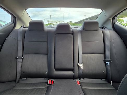 Used 2024 Nissan Altima 2.5 S FWD image 26