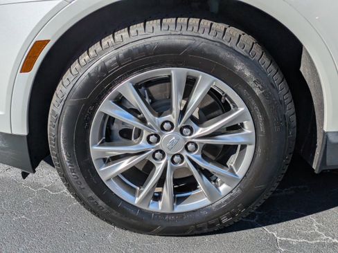 Used 2023 Cadillac XT5 Premium Luxury image 10