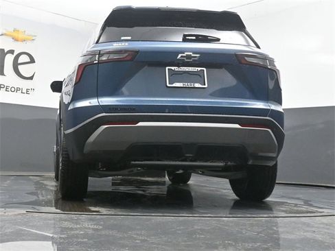 New 2026 Chevrolet Equinox LT w/ Convenience Package II image 32