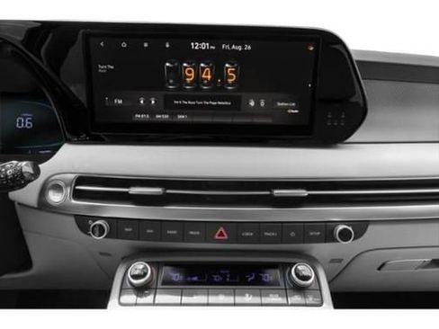 Used 2023 Hyundai Palisade SEL w/ Premium Package image 10