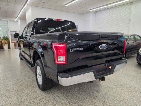 Used 2017 Ford F150 XLT AWD/4WD image 7
