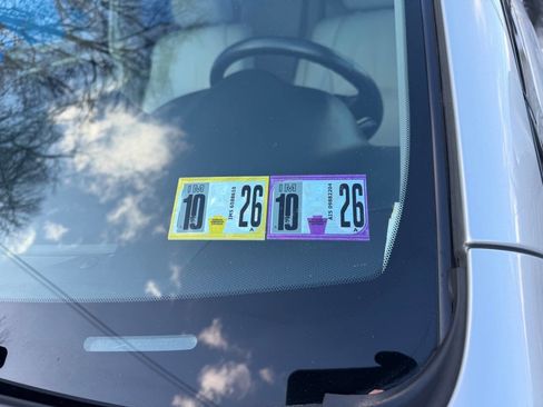 Used 2006 Lexus RX 400h Base AWD 4dr SUV image 3