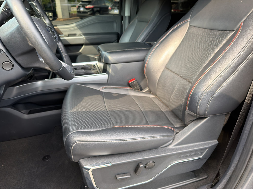 Used 2024 Ford F250 Lariat w/ Lariat Ultimate Package AWD/4WD image 12