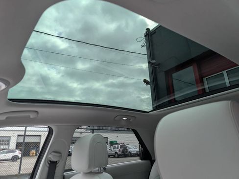 Used 2024 Hyundai Ioniq 5 Limited AWD/4WD image 16