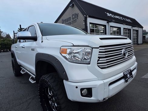 Used 2015 Toyota Tundra Platinum image 1