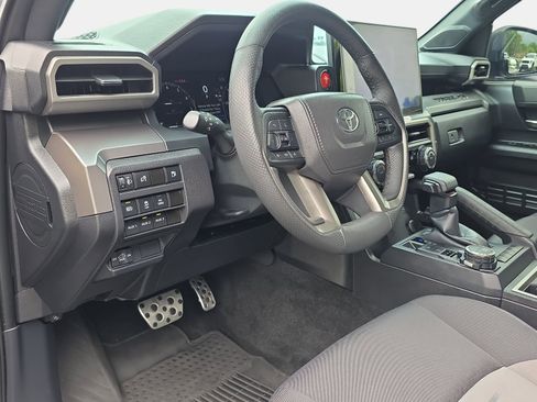 Used 2024 Toyota Tacoma TRD Sport w/ TRD Sport Upgrade Package AWD/4WD image 16