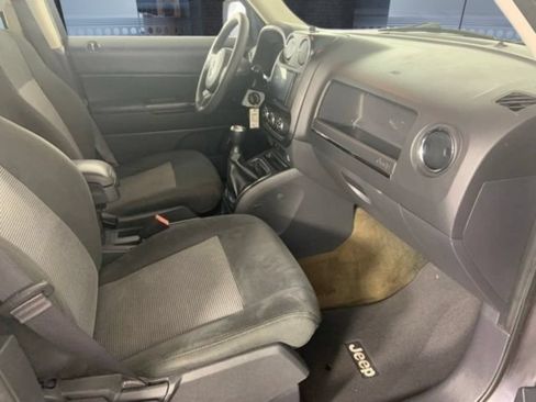 Used 2017 Jeep Patriot Sport w/ Power Value Group FWD image 15