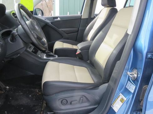 Used 2017 Volkswagen Tiguan Wolfsburg Edition image 10