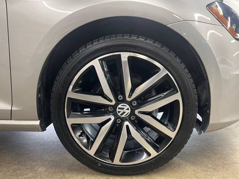 Used 2015 Volkswagen Golf TDI S FWD image 27