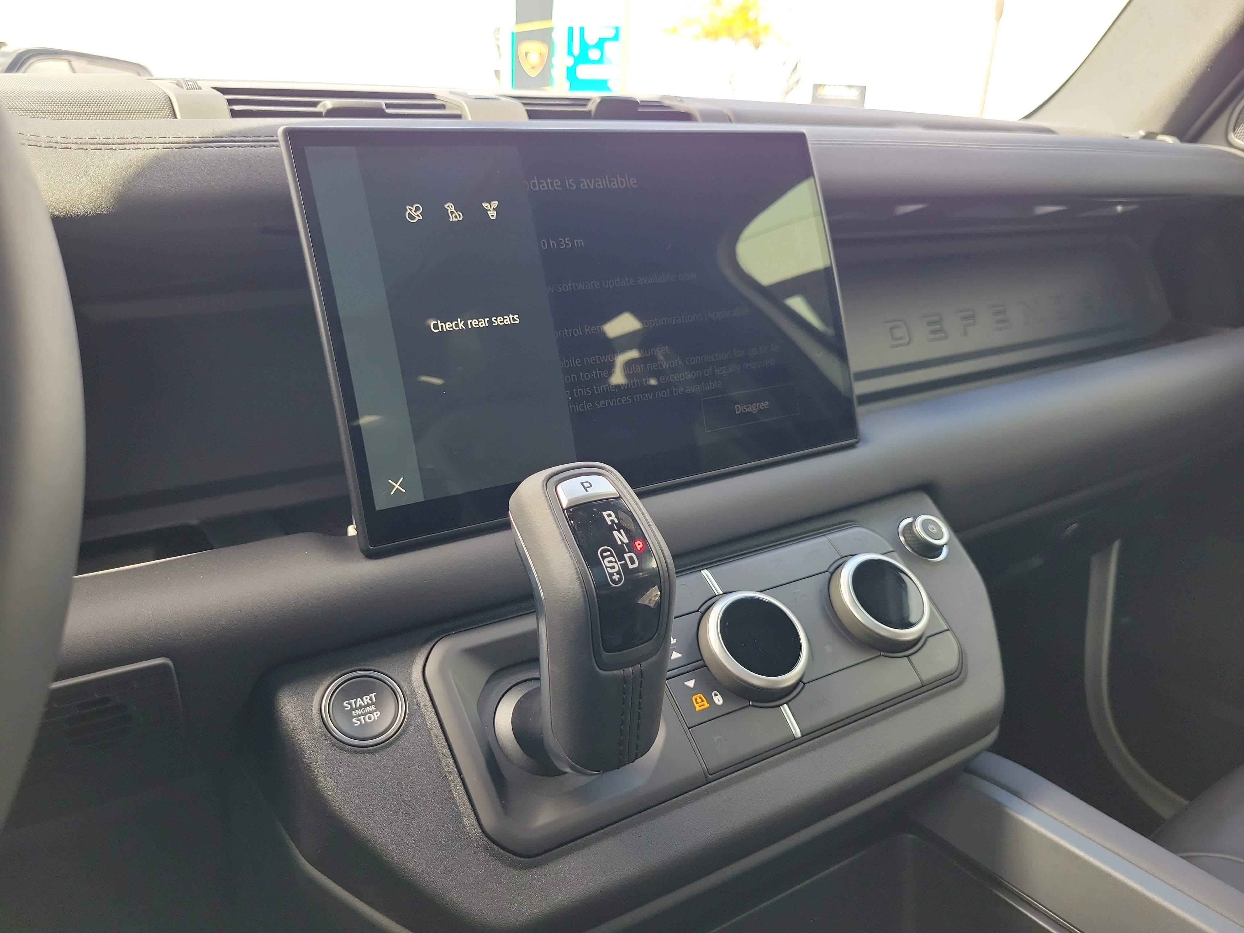 Used 2025 Land Rover Defender 110 S AWD/4WD image 23
