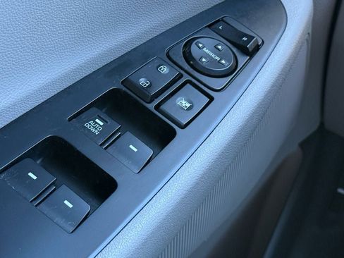 Used 2018 Hyundai Tucson SE image 17