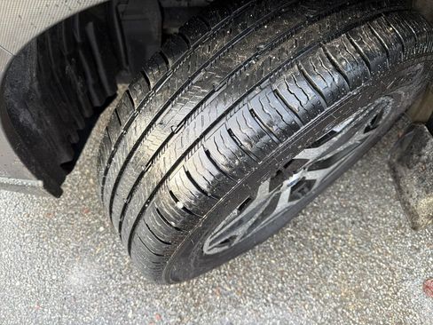 Certified 2023 Subaru Forester Premium image 43