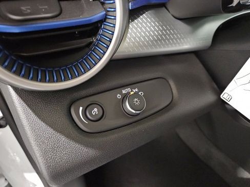 New 2026 Chevrolet Trax LS w/ LS Convenience Package image 15