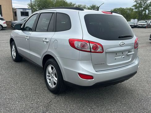 Used 2012 Hyundai Santa Fe GLS FWD image 3
