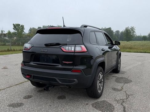 Used 2020 Jeep Cherokee Trailhawk w/ Cold Weather Group AWD/4WD image 8
