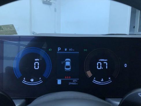 Used 2025 Hyundai Sonata SEL FWD image 30