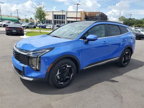 New 2026 Kia Sportage EX w/ EX Panorama Roof Package image 2