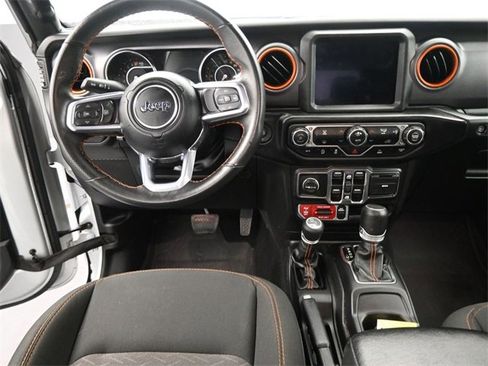 Used 2023 Jeep Gladiator Mojave image 13