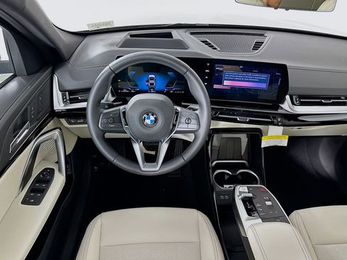 New 2026 BMW X2 xDrive28i w/ Technology Package image 19