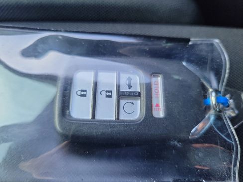 Used 2019 Honda Insight EX image 32