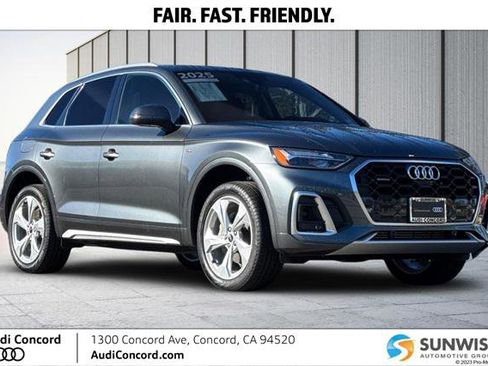 Certified 2025 Audi Q5 2.0T Premium Plus w/ Premium Plus Package image 1