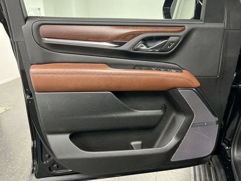 Certified 2024 GMC Yukon Denali Ultimate AWD/4WD image 23