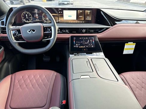 New 2026 INFINITI QX80 Autograph image 2