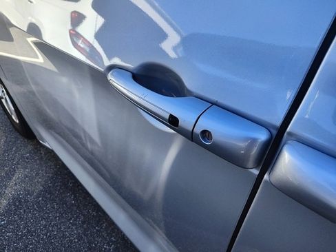 Used 2024 Chrysler Voyager LX image 10