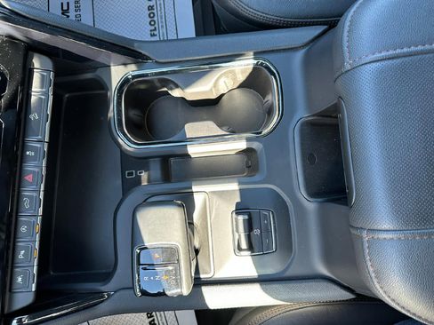 Certified 2023 GMC Sierra 1500 AT4 w/ AT4 Premium Package image 28