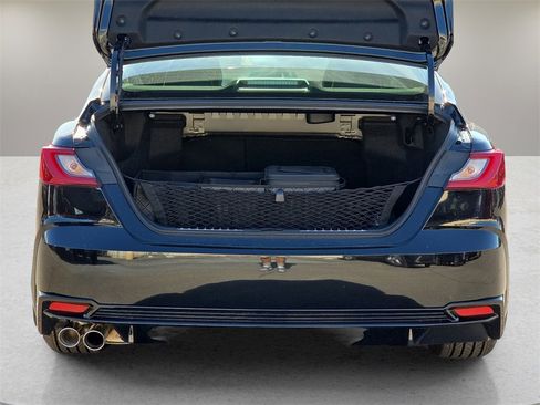 New 2026 Toyota Camry Hybrid image 12