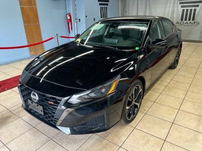 Used 2023 Nissan Altima 2.5 SR w/ SR Premium Package