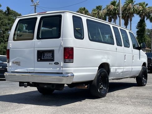 Used 2009 Ford E-350 and Econoline 350 XLT image 21