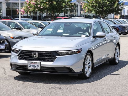 Certified 2024 Honda Accord LX image 3