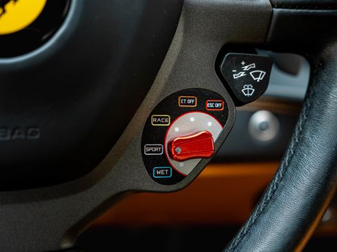 Used 2017 Ferrari 488 GTB RWD image 53