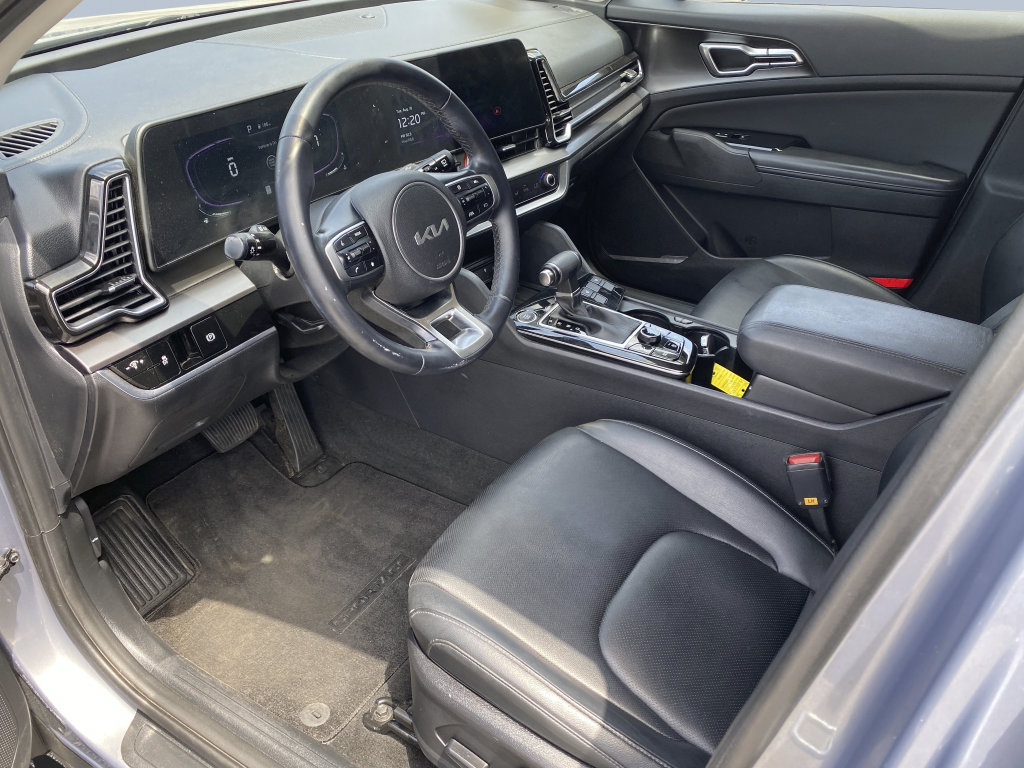 Used 2024 Kia Sportage EX FWD image 10