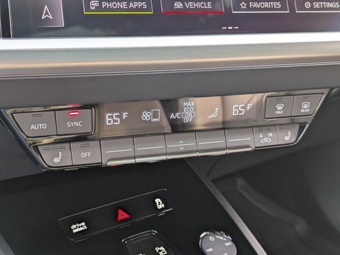 Used 2023 Audi Q4 e-tron Prestige w/ 20" Wheel Package image 20