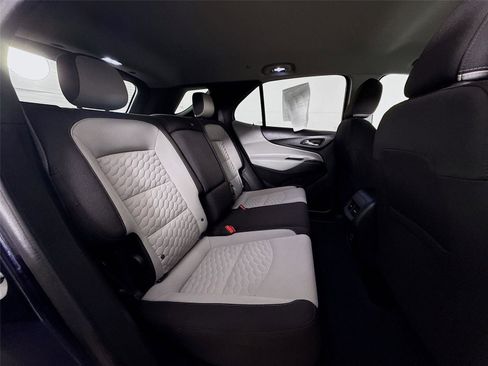 Used 2020 Chevrolet Equinox LS w/ LS Convenience Package image 26