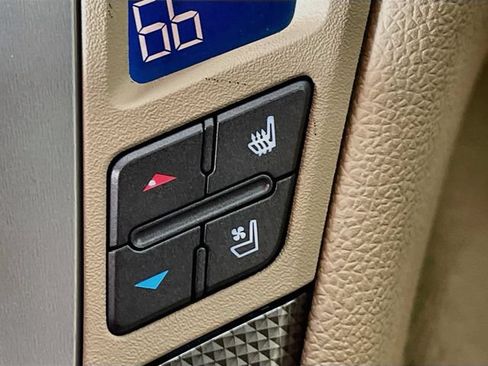 Used 2008 Cadillac CTS 3.6 w/ Seating Package RWD image 20