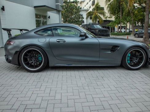 Used 2020 Mercedes-Benz AMG GT R image 4
