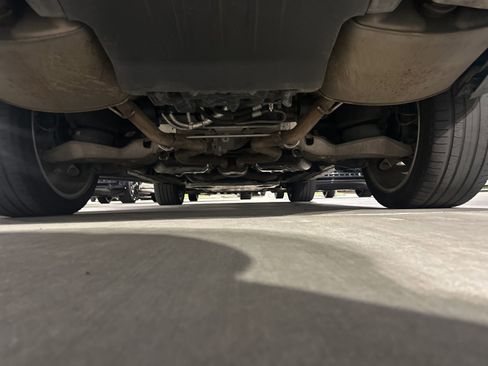 Used 2020 Land Rover Range Rover HSE image 18