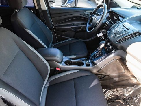 Used 2015 Ford Escape S image 18