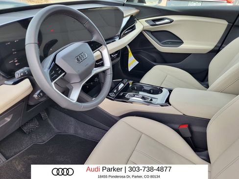 New 2025 Audi Q6 e-tron Premium image 7