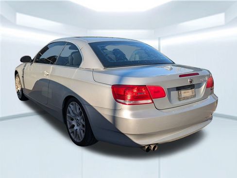 Used 2007 BMW 328i Convertible image 3