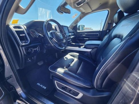 Used 2019 RAM 1500 Laramie image 11