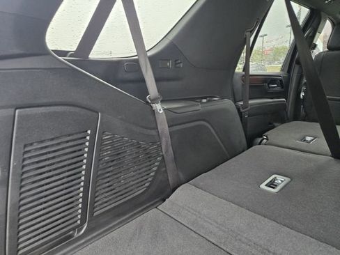 Used 2025 GMC Yukon Denali w/ Sun & Power Step Package AWD/4WD image 36
