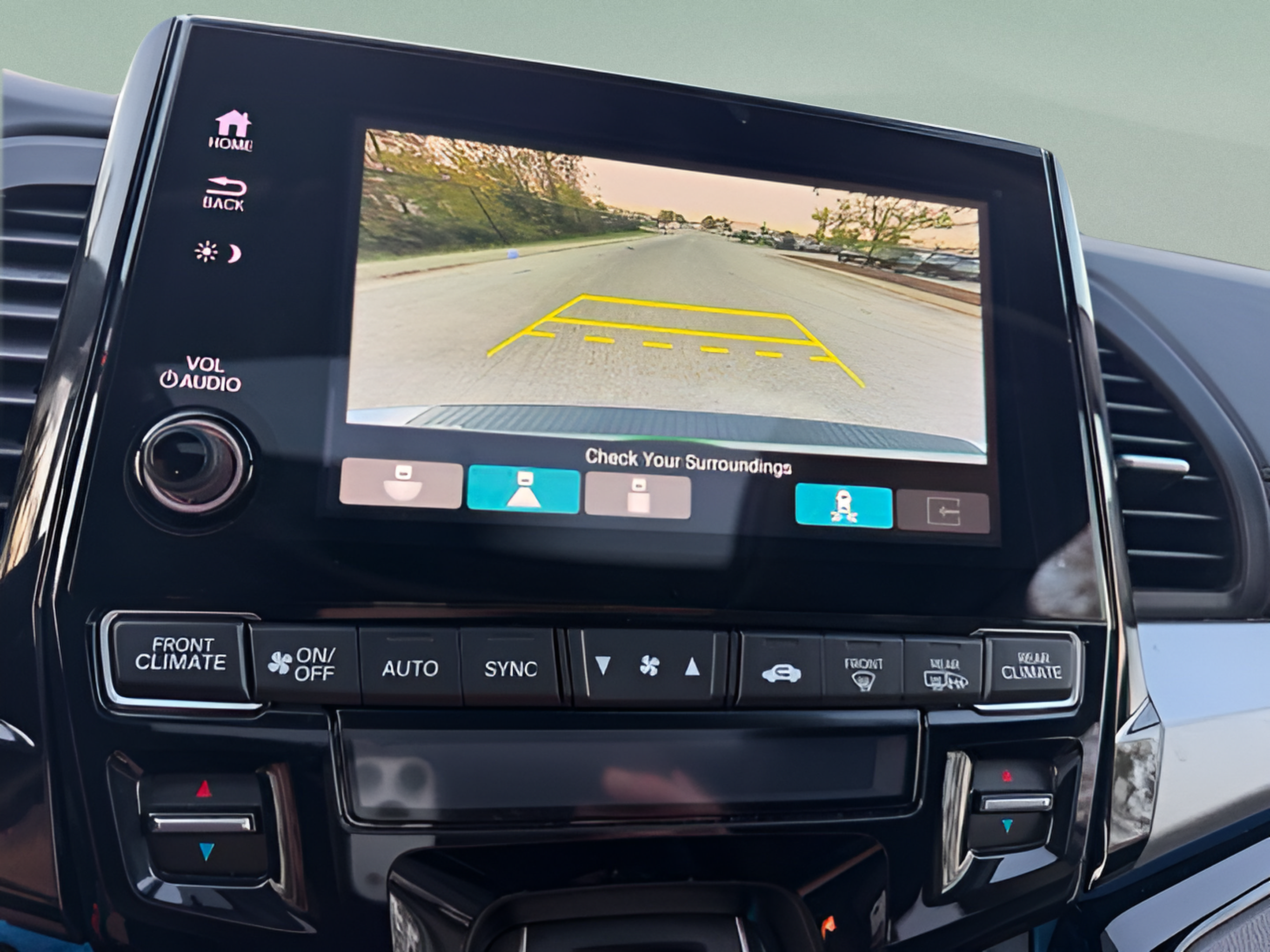 Used 2022 Honda Odyssey Touring image 17