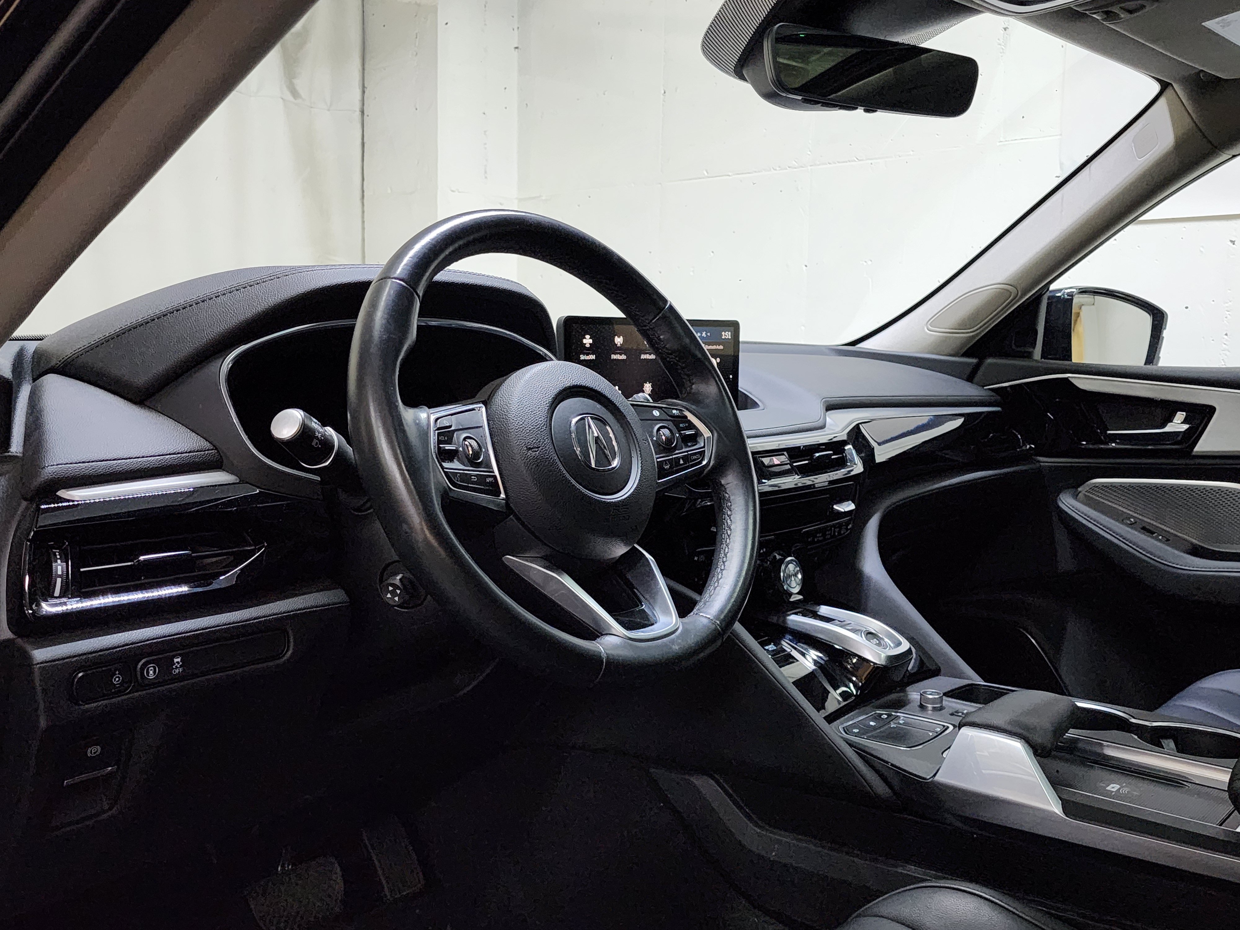 Used 2024 Acura MDX SH-AWD image 14