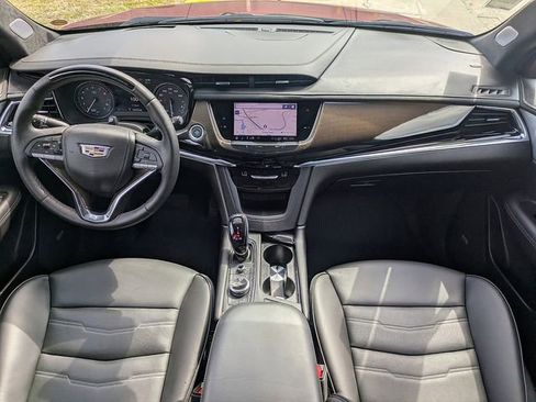 Certified 2025 Cadillac XT6 Premium Luxury w/ Platinum Package AWD/4WD image 14