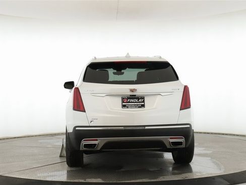 Used 2024 Cadillac XT5 Premium Luxury image 11
