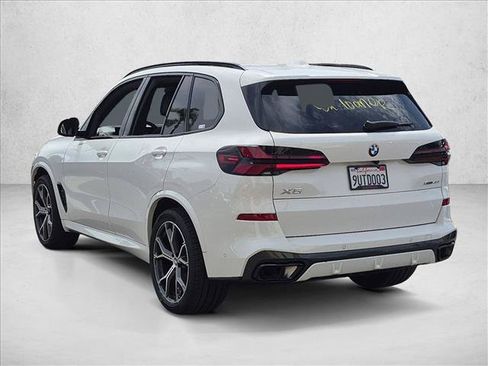 Certified 2026 BMW X5 xDrive40i w/ M Sport Package AWD/4WD image 7
